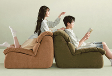 KUKA Lounge Chair: Framing Poetic Moments at Home with Comfort